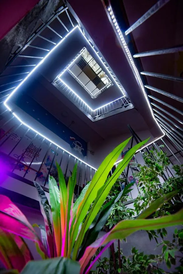Let'S Rock Party Hostel! Age Limit From 18 Until 40! Krakow Hostel