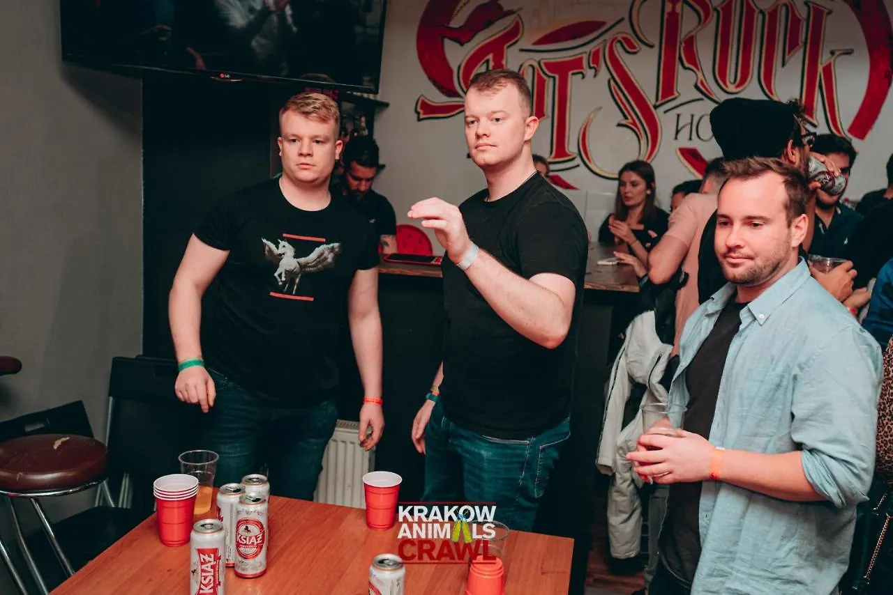 Let'S Rock Party Hostel! Age Limit From 18 Until 40! Krakow Poland