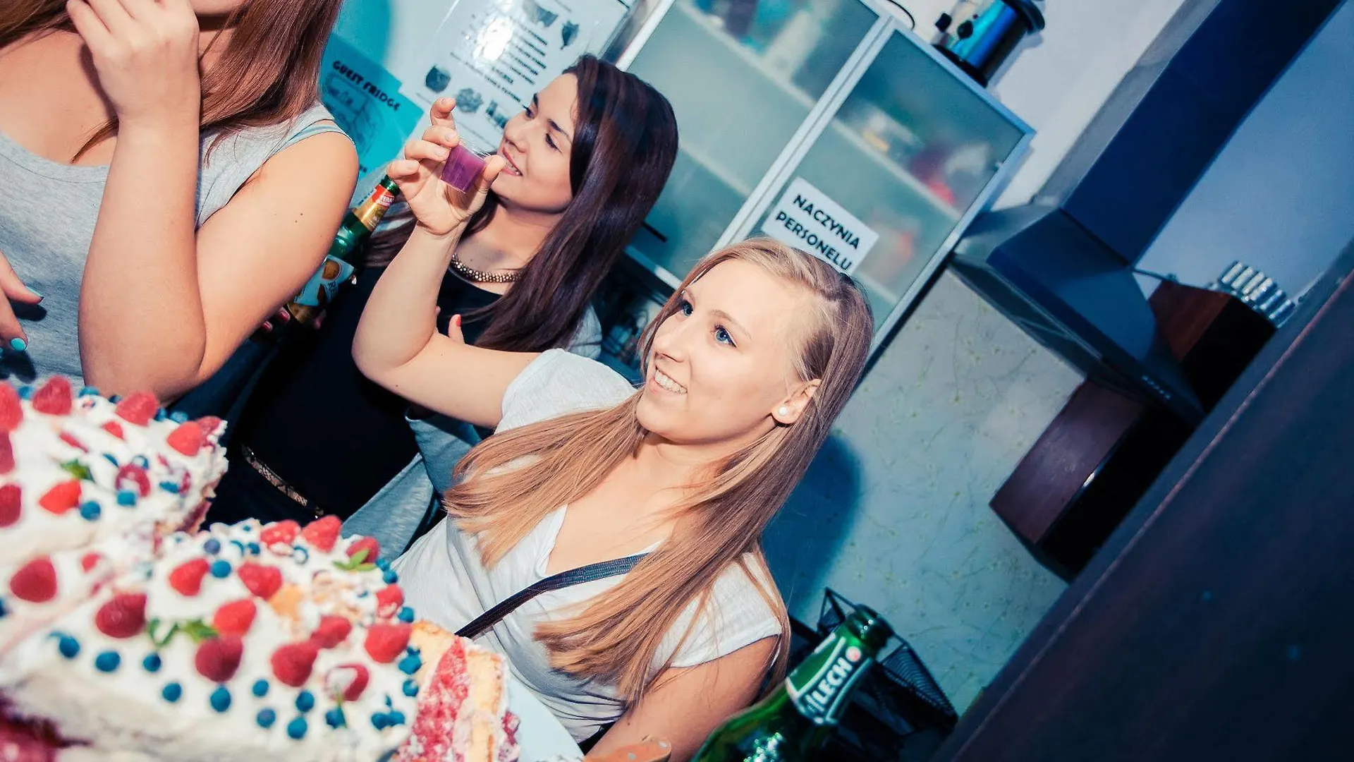 Let'S Rock Party Hostel! Age Limit From 18 Until 40! Krakow Hostel